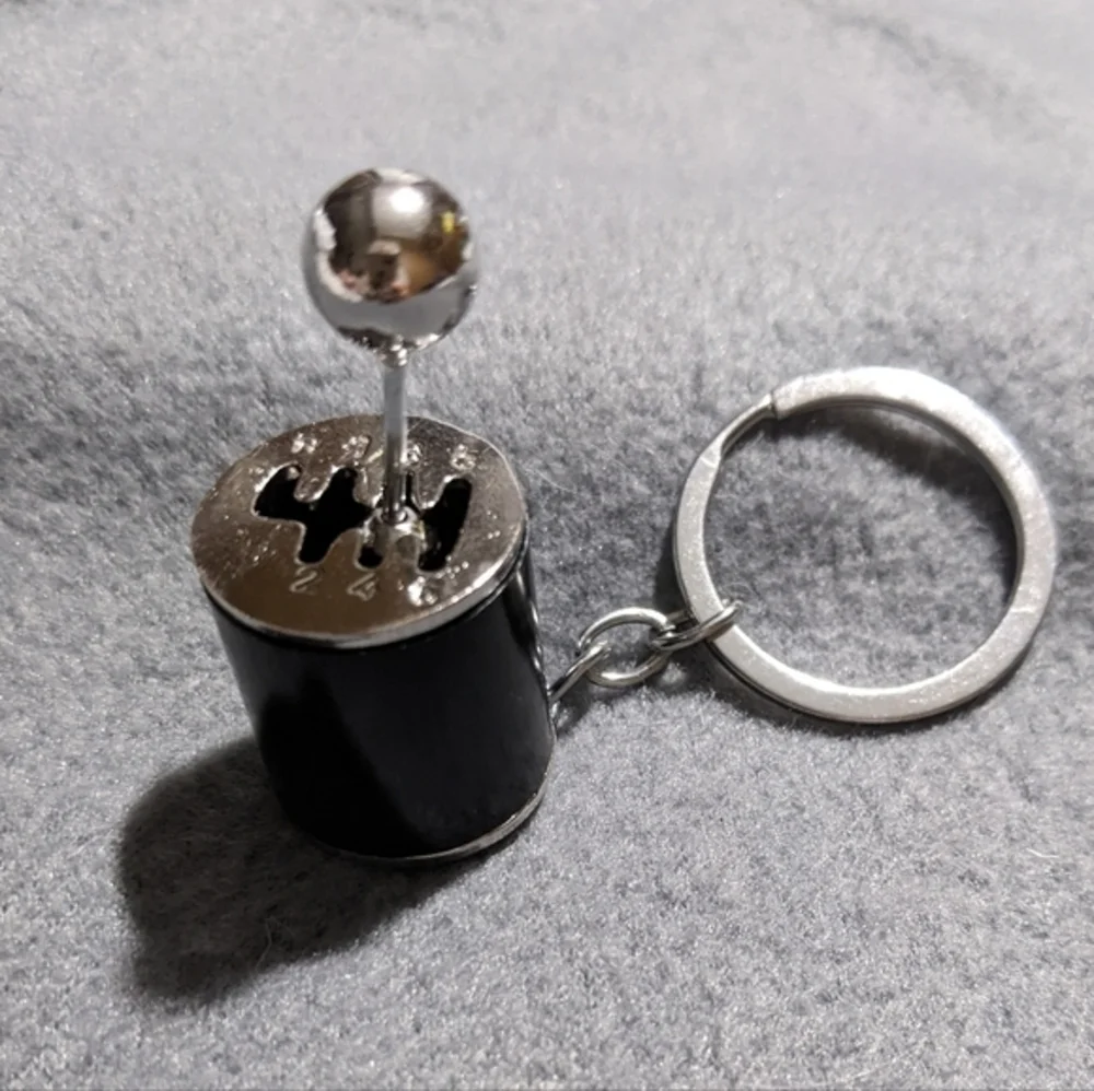 6 spd‎ gearshift novelty keychain black